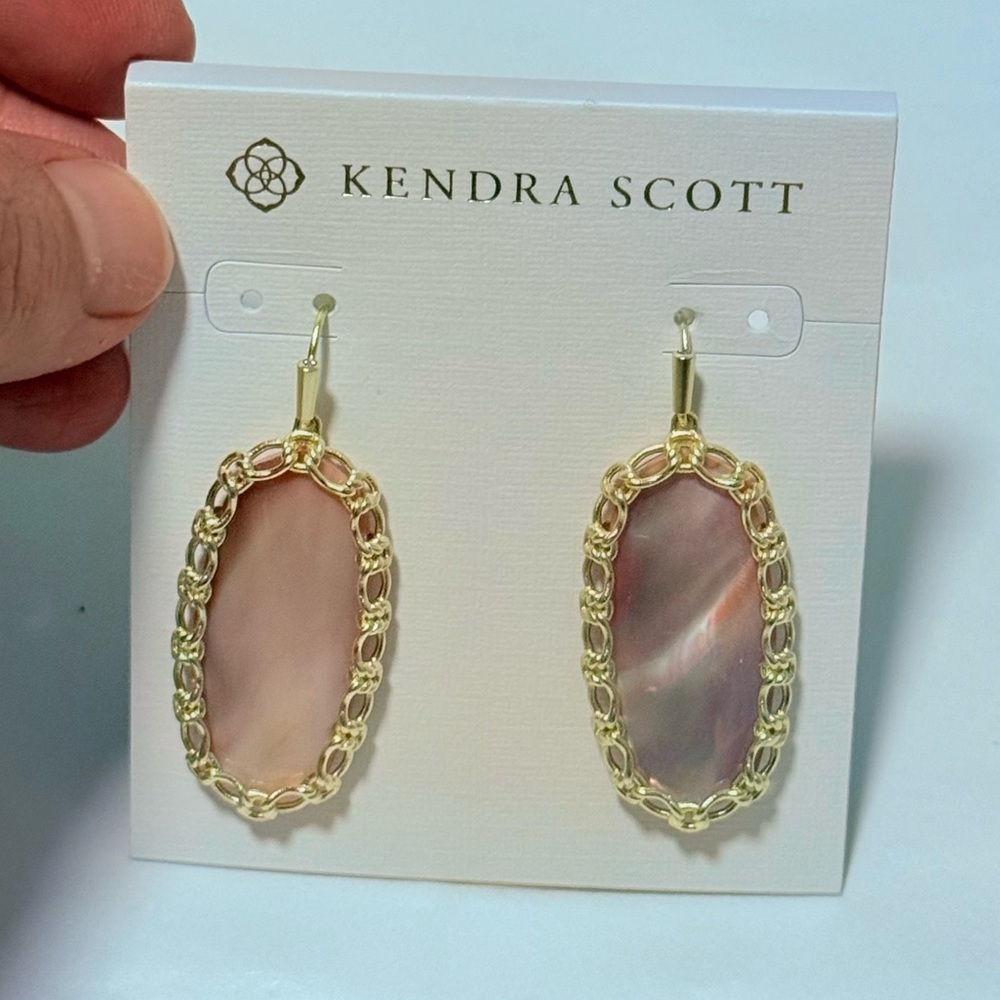 NWT Kendra Scott Macrame Gold Elle Drop Earrings in Pink Mother of Pearl - Picture 4 of 8